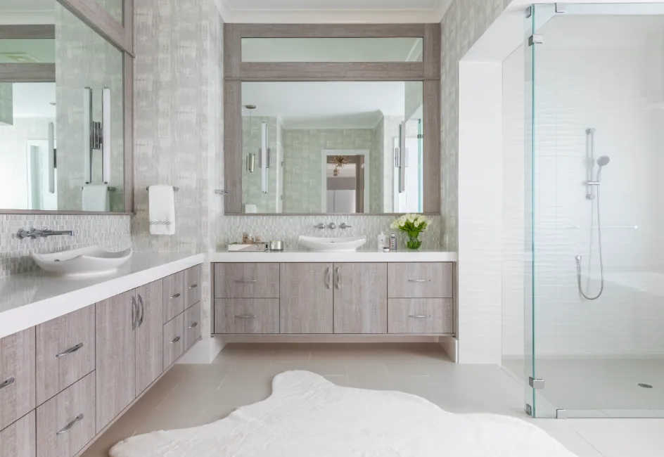 Resort Style: bathroom design reference