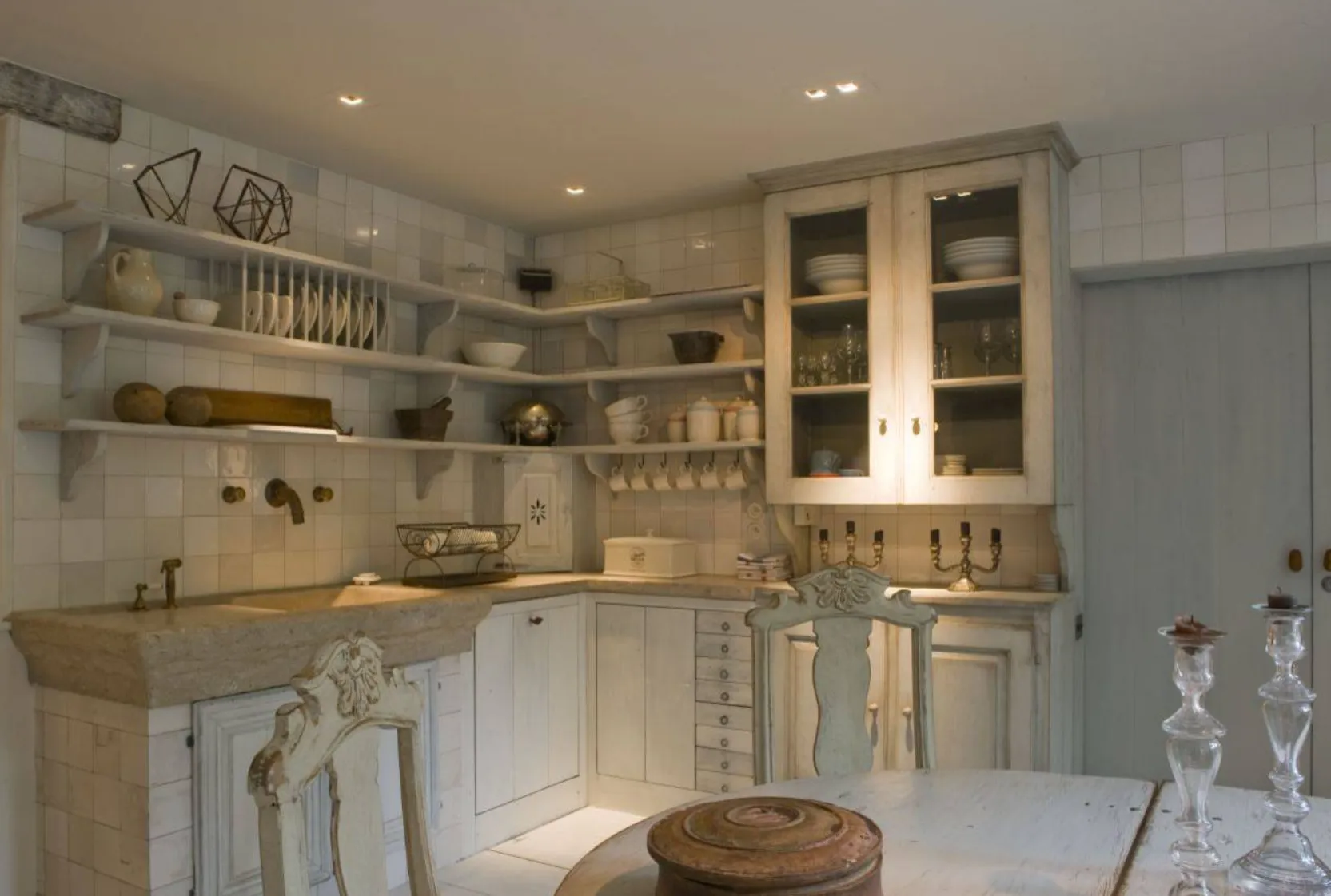 Antique Interiors: kitchen design reference