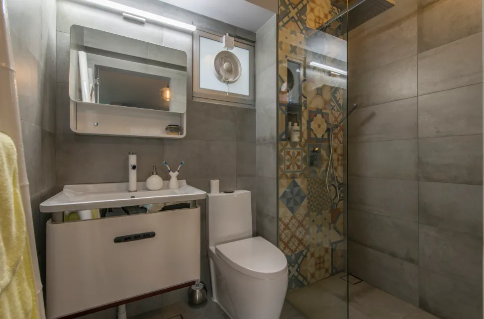 Peranakan Interiors: bathroom design reference