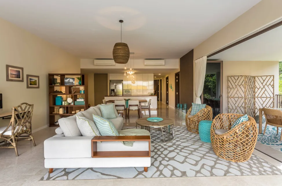 Resort Style: living room design reference