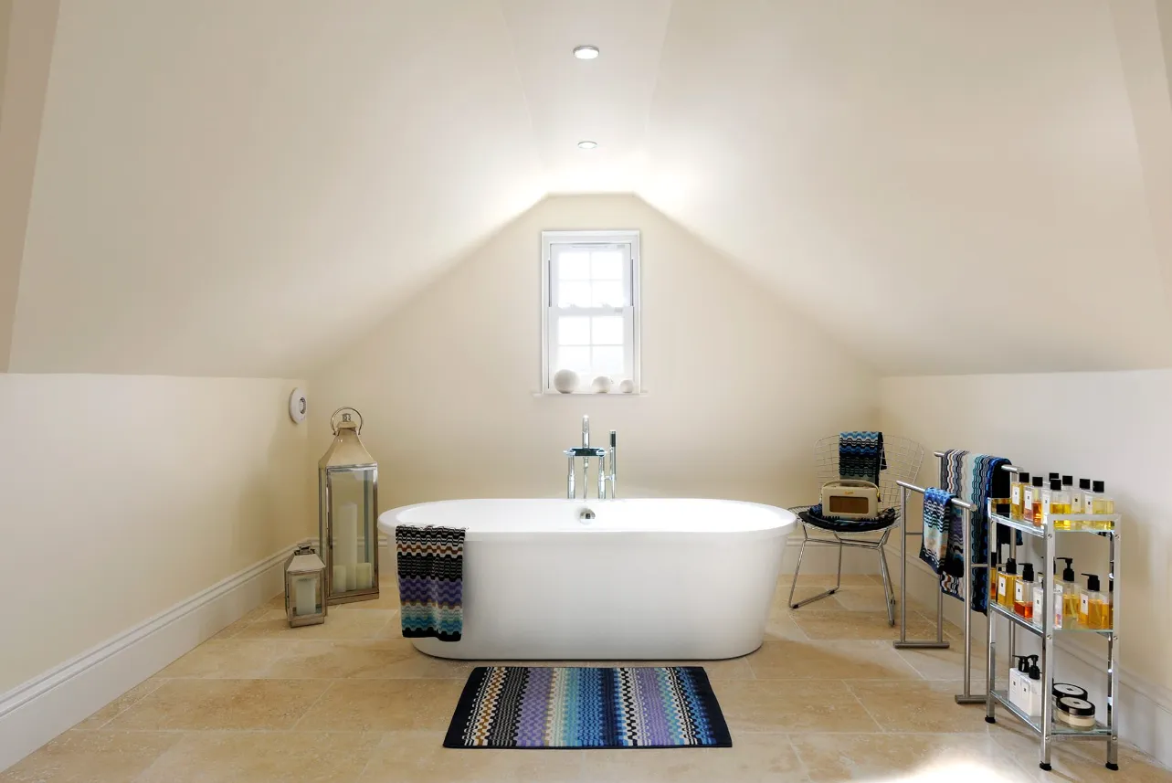 Loft Designs: bathroom design reference